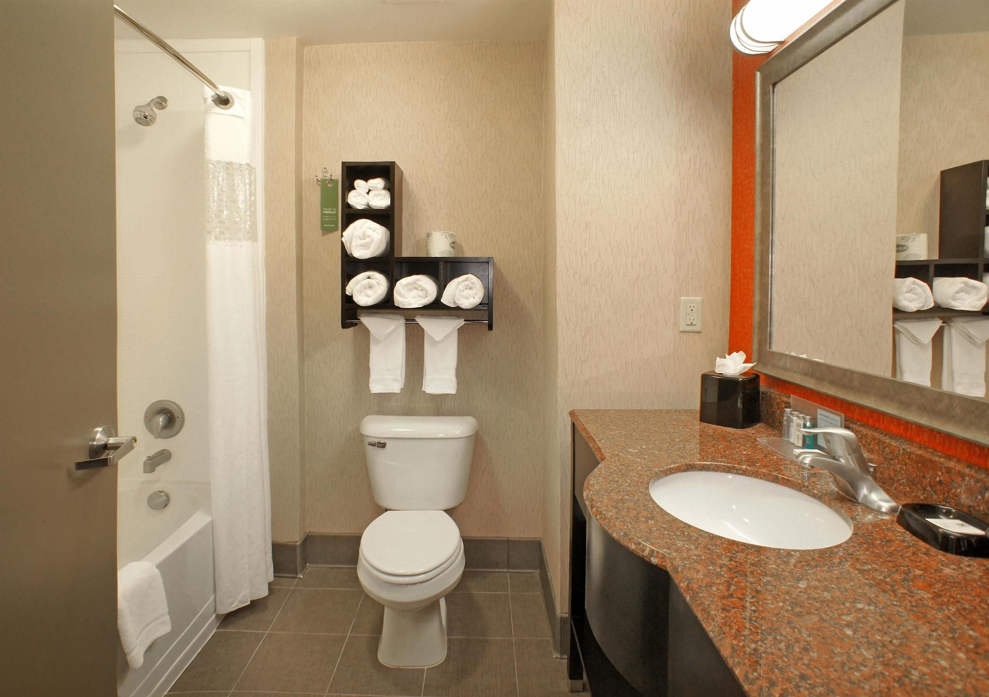 Hampton & Richmond Glenside Hotel